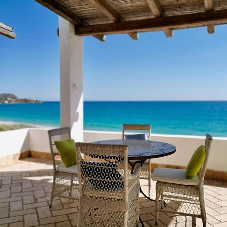 Beachfront House Geremeas Sardegna Apartamento Exterior foto