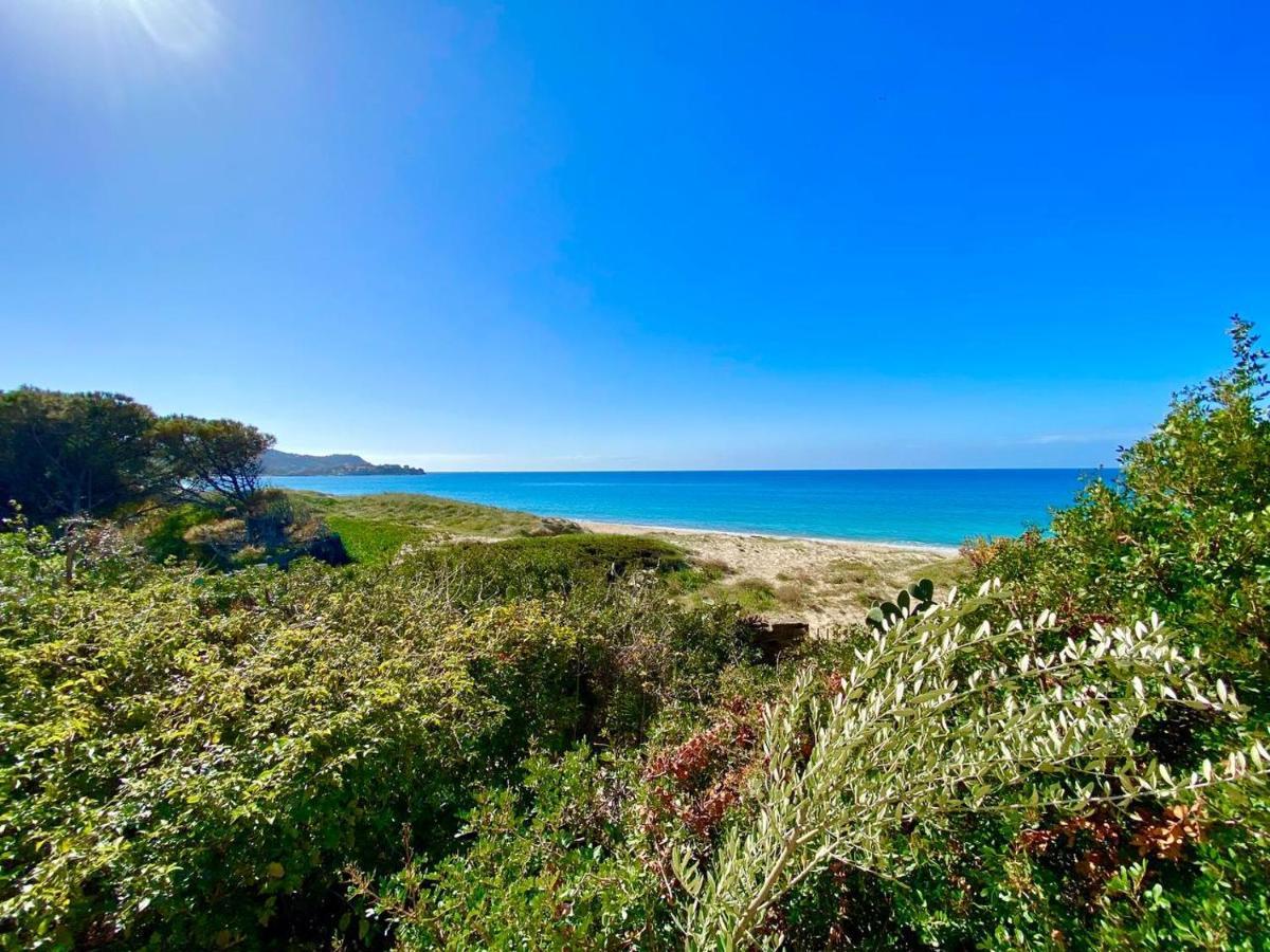 Beachfront House Geremeas Sardegna Apartamento Exterior foto