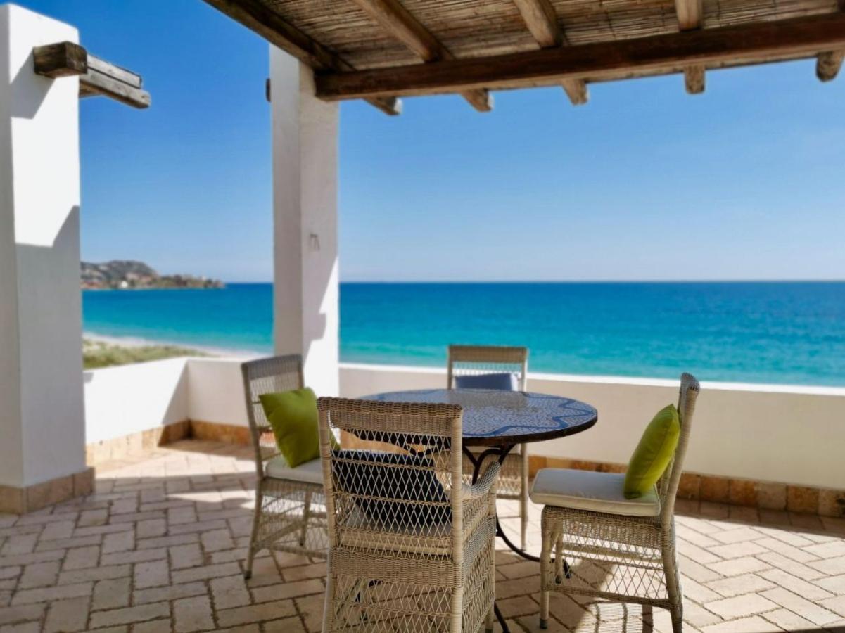 Beachfront House Geremeas Sardegna Apartamento Exterior foto