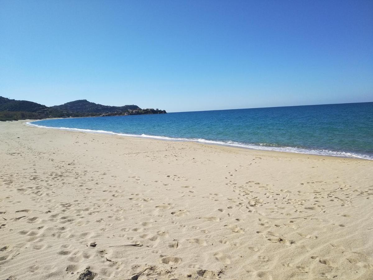 Beachfront House Geremeas Sardegna Apartamento Exterior foto